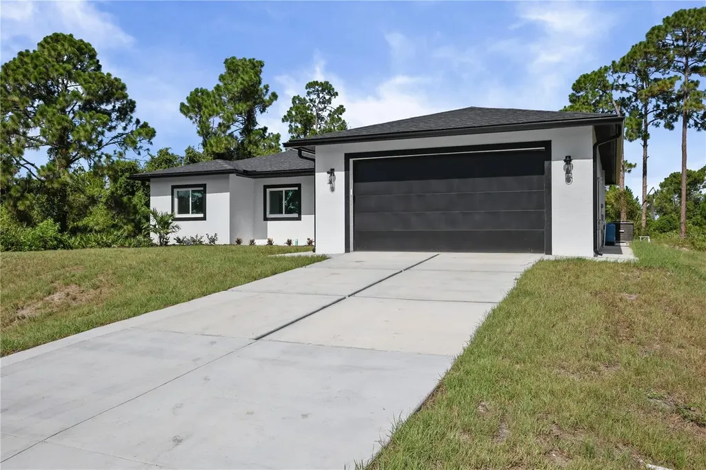 828 Genoa Avenue S Lehigh Acres FL 33974