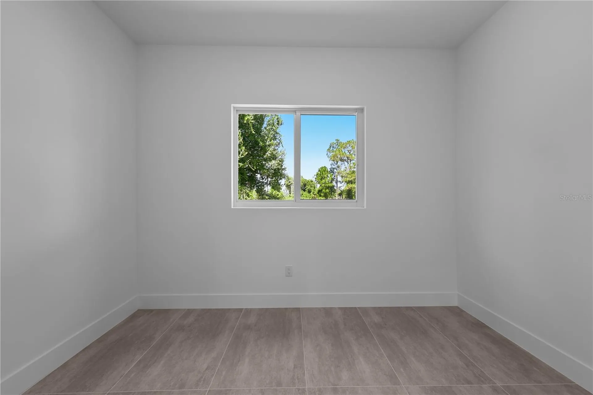 828 Genoa Avenue S Lehigh Acres FL 33974