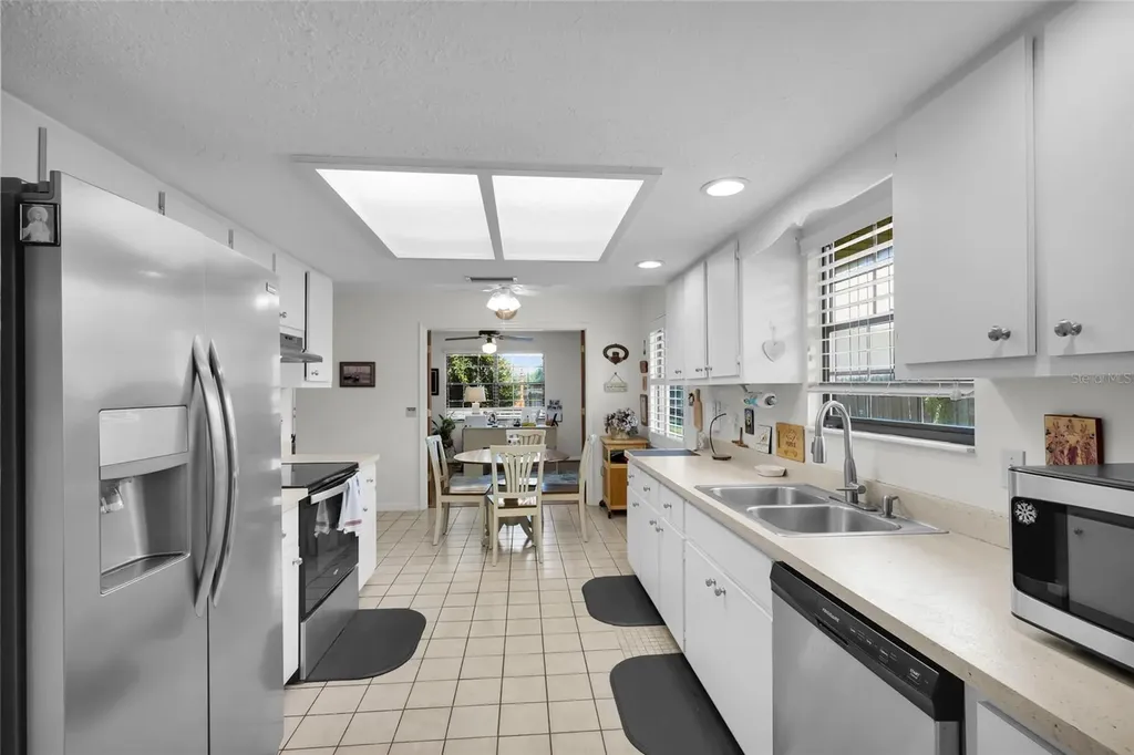 2045 SE 32nd Street Ocala FL 34471