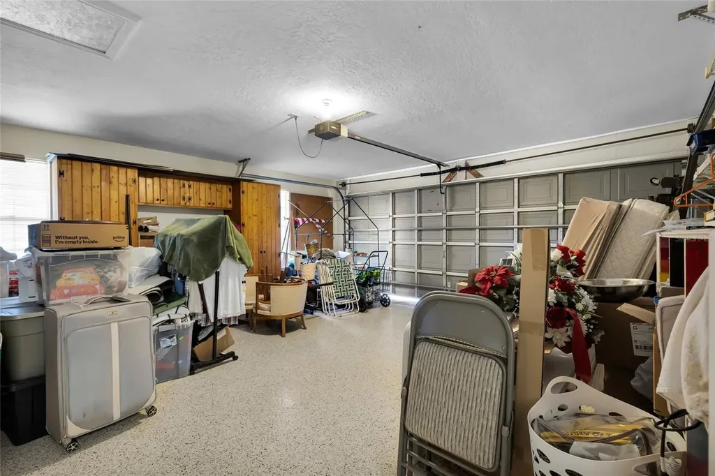2045 SE 32nd Street Ocala FL 34471