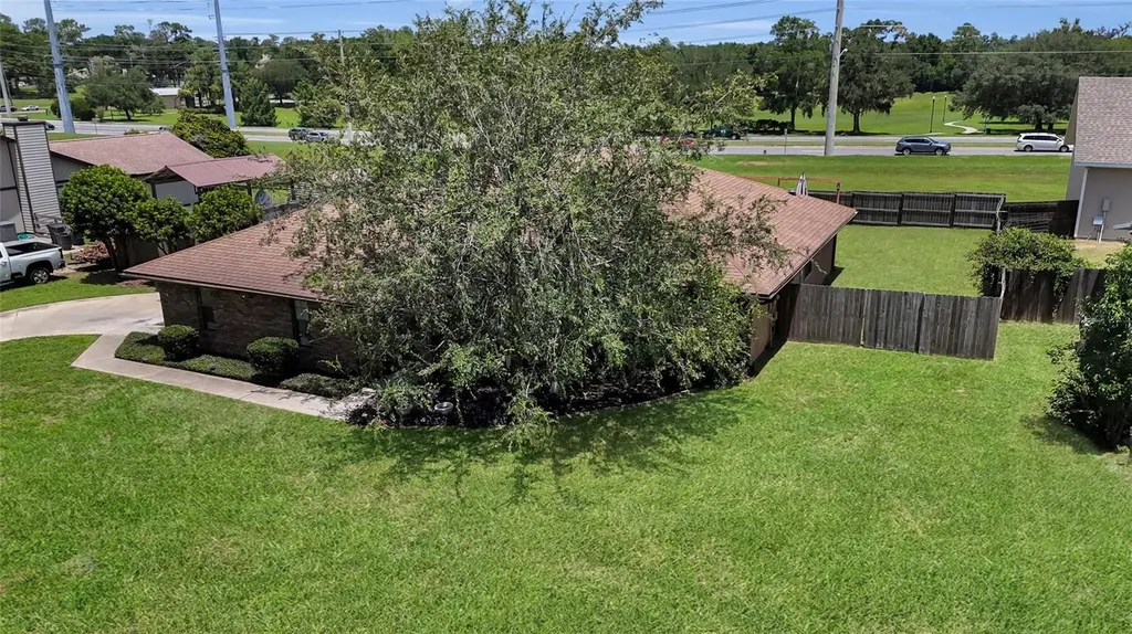 2045 SE 32nd Street Ocala FL 34471