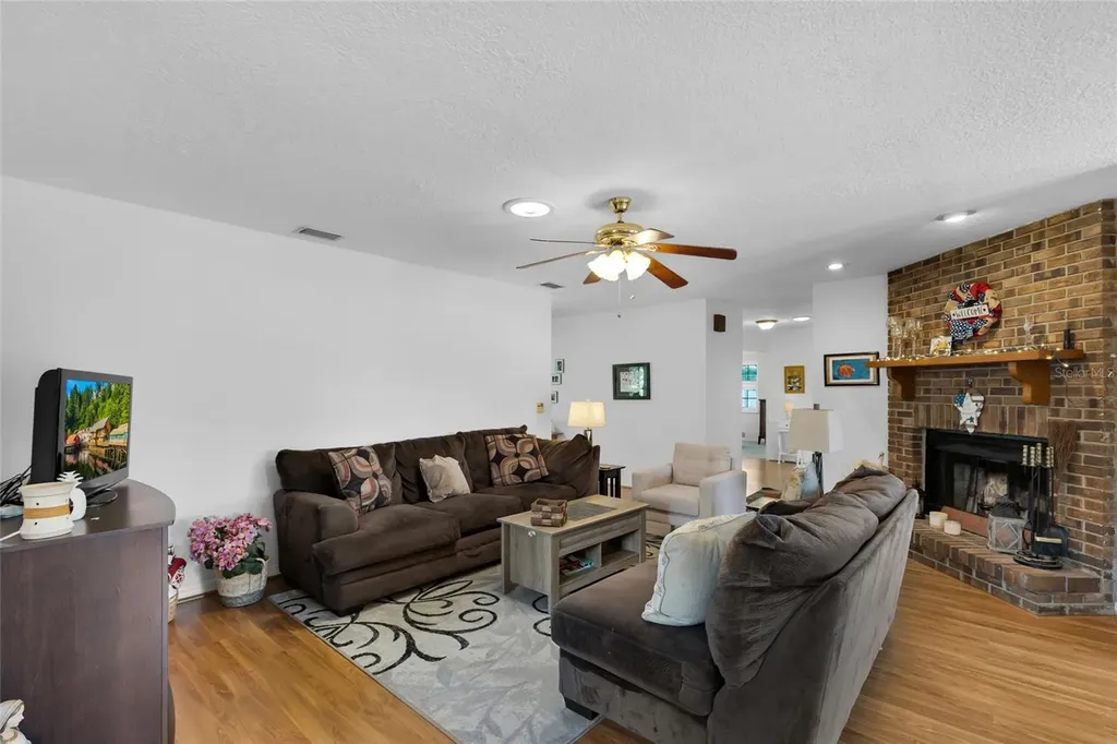 2045 SE 32nd Street Ocala FL 34471