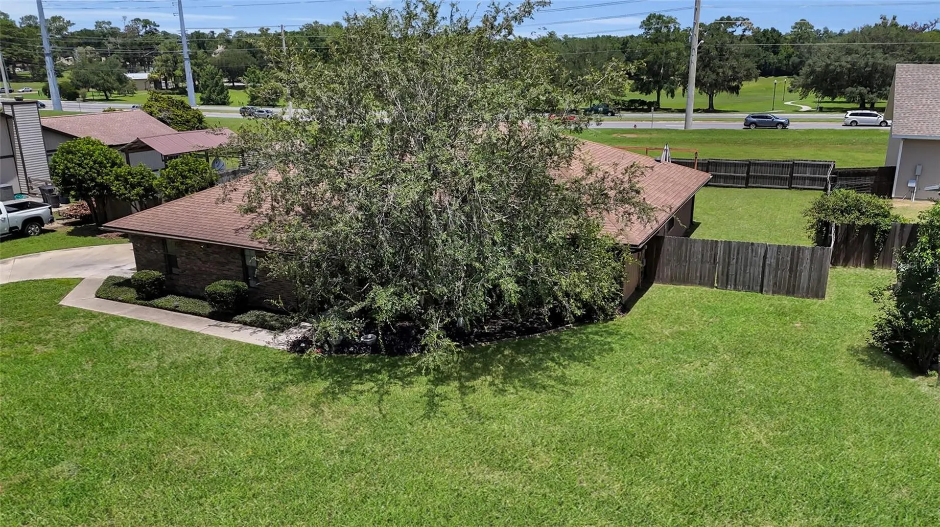 2045 SE 32nd Street Ocala FL 34471