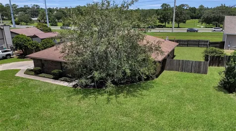 2045 SE 32nd Street Ocala FL 34471