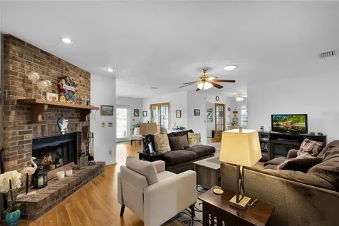 2045 SE 32nd Street Ocala FL 34471