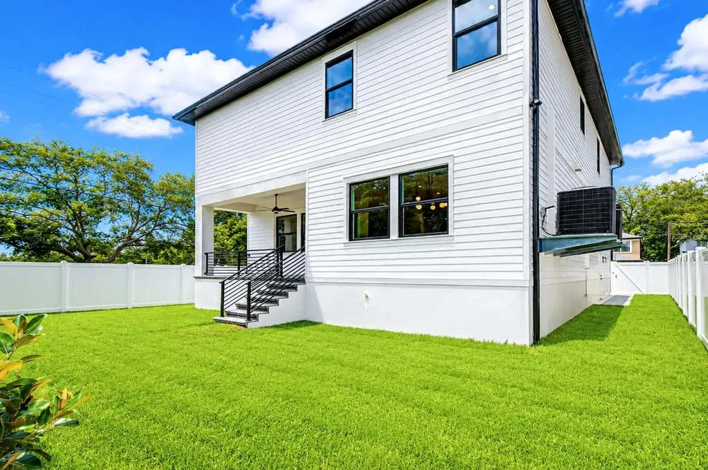 7301 S Fitzgerald Street Tampa FL 33616