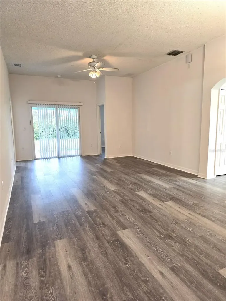 11010 Whitecap Drive Riverview FL 33579