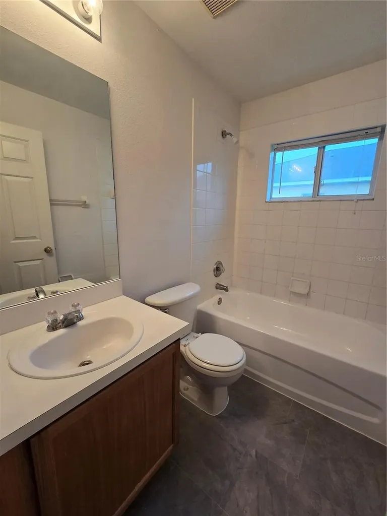 11010 Whitecap Drive Riverview FL 33579