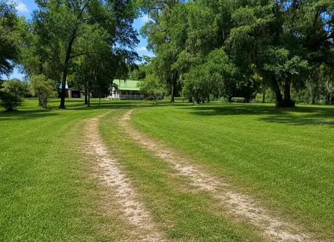 18848 SW 60th Street Dunnellon FL 34432