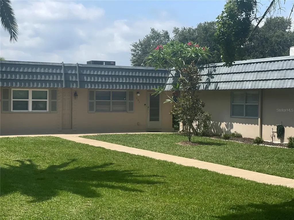 1802 Bedford Terrace Sun City Center FL 33573