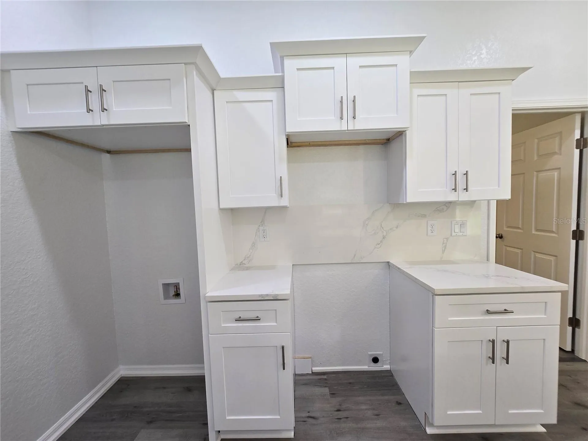 11 Sequoia Loop Place Ocklawaha FL 32179