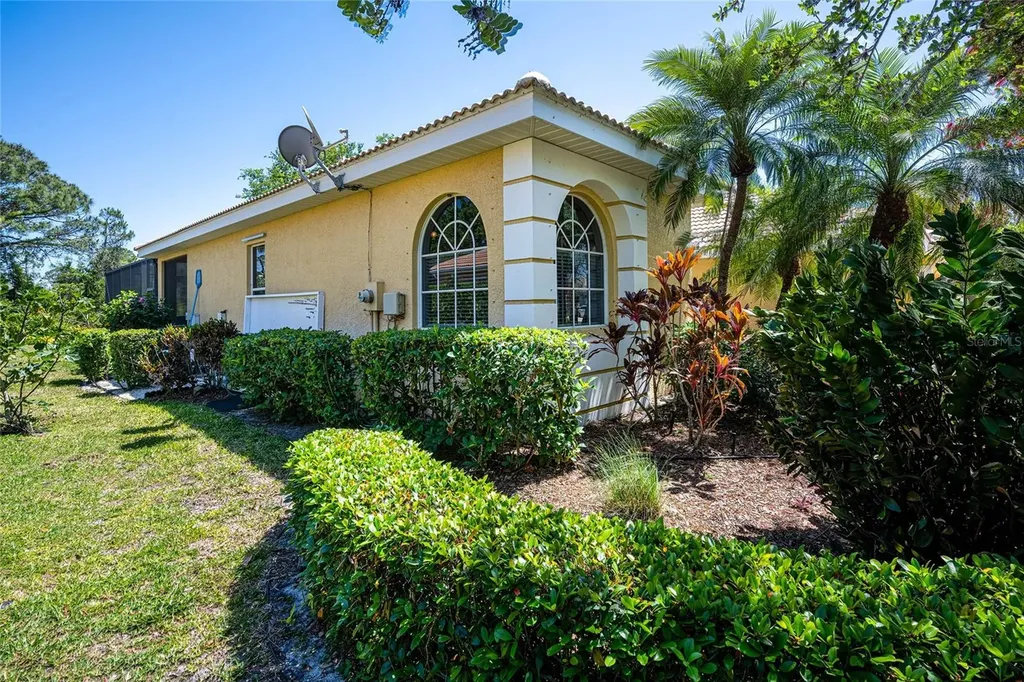 956 Scherer Way Osprey FL 34229