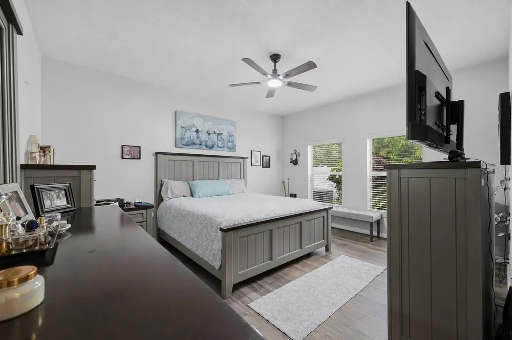 2814 Maple Brook Loop Lutz FL 33558