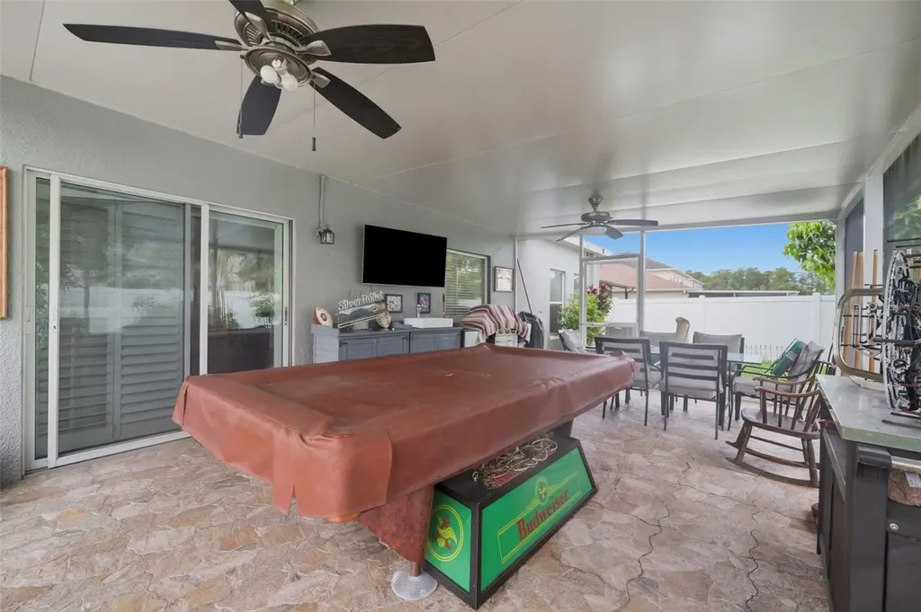 2814 Maple Brook Loop Lutz FL 33558