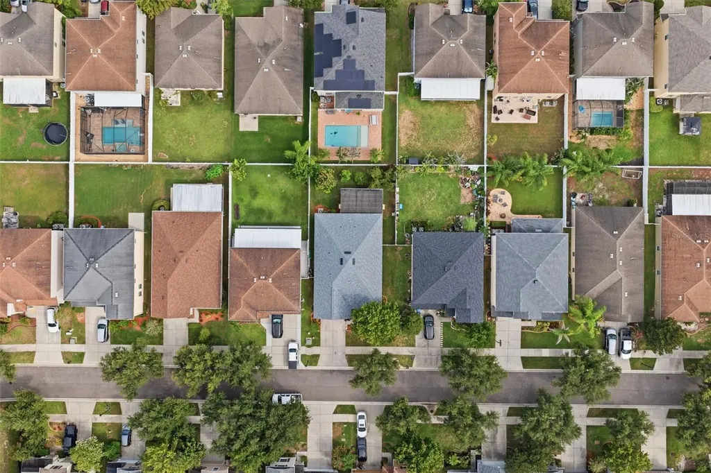 2814 Maple Brook Loop Lutz FL 33558
