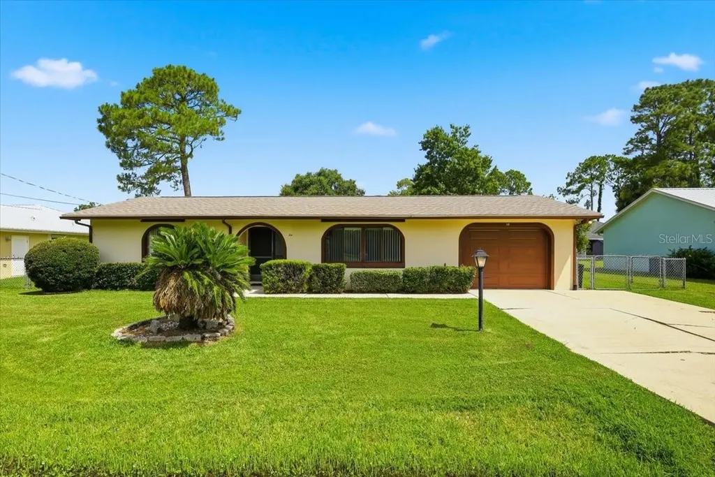 10 Fenwick Lane Palm Coast FL 32137
