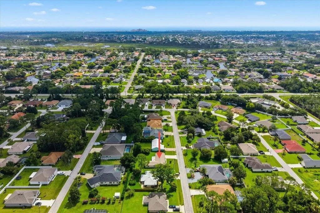 10 Fenwick Lane Palm Coast FL 32137