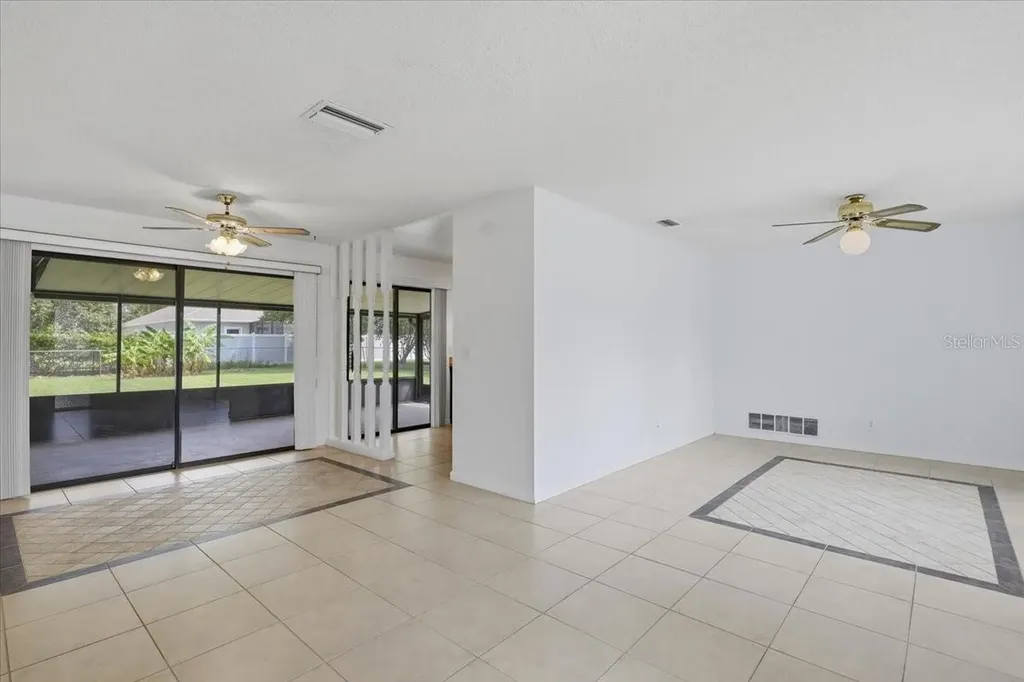 10 Fenwick Lane Palm Coast FL 32137