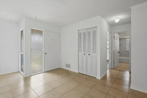 10 Fenwick Lane Palm Coast FL 32137