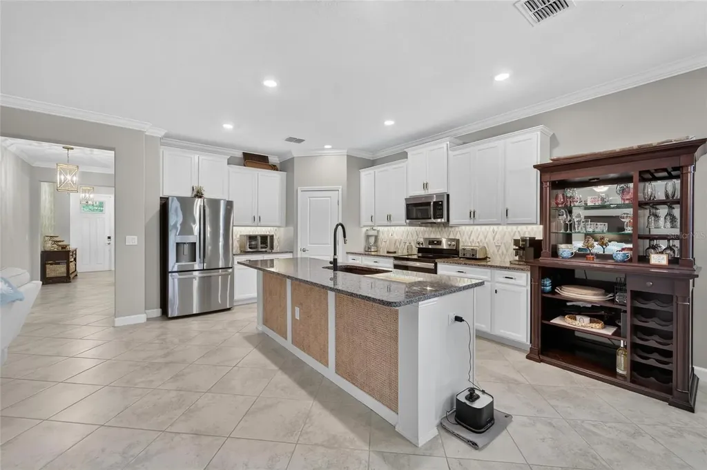 16817 Whisper Elm Street Wimauma FL 33598