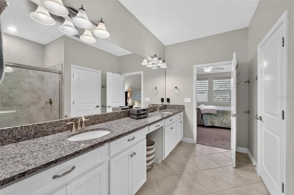 16817 Whisper Elm Street Wimauma FL 33598