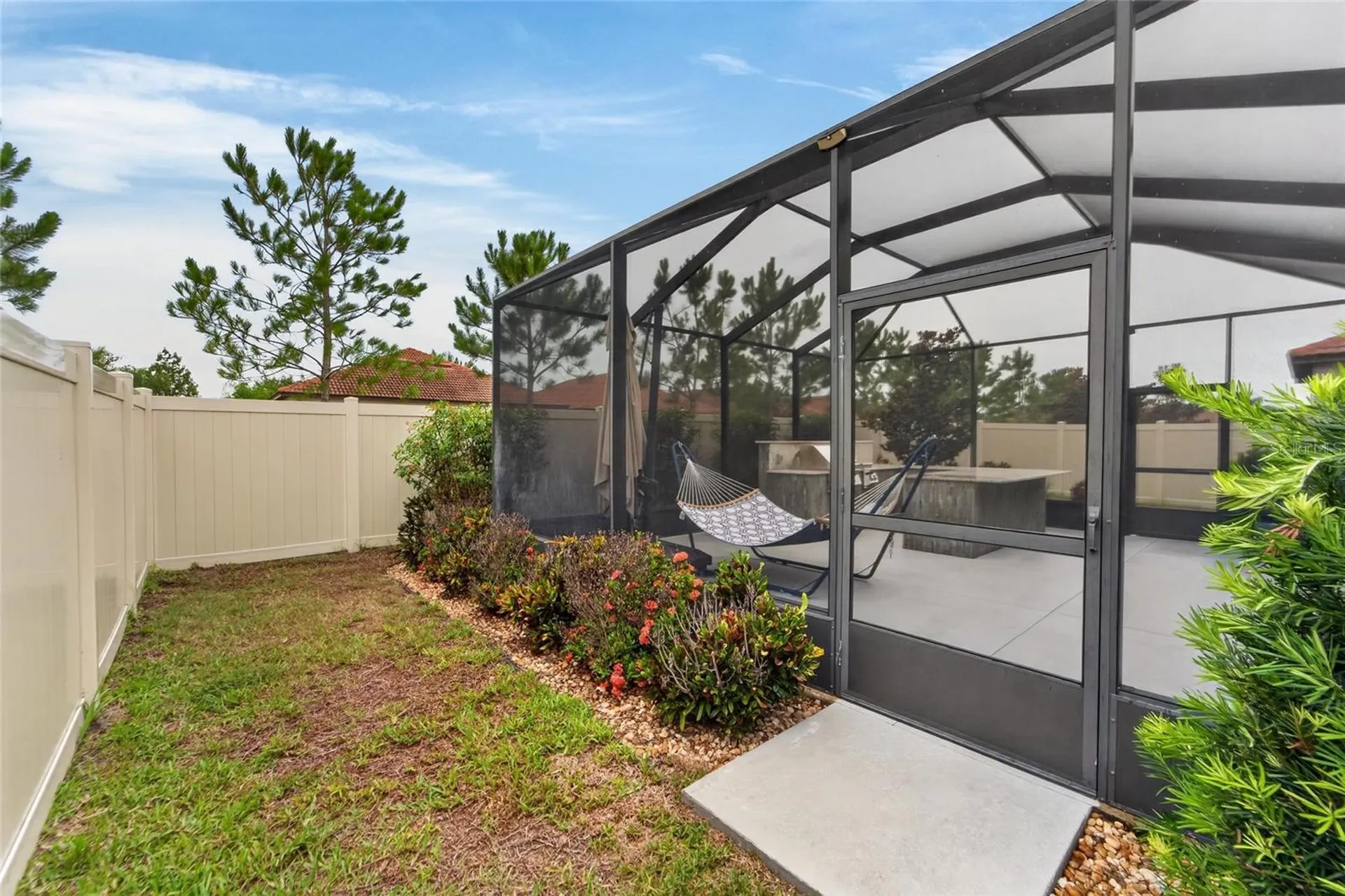 16817 Whisper Elm Street Wimauma FL 33598