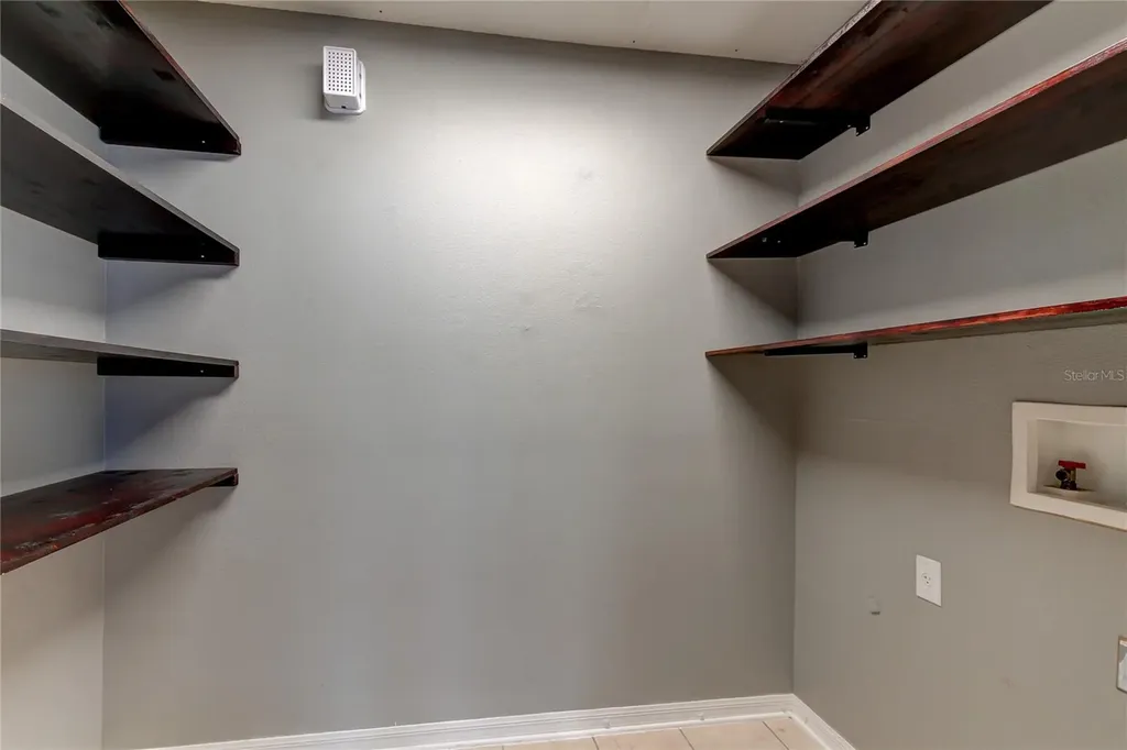 10003 Bradwell Place Tampa FL 33626