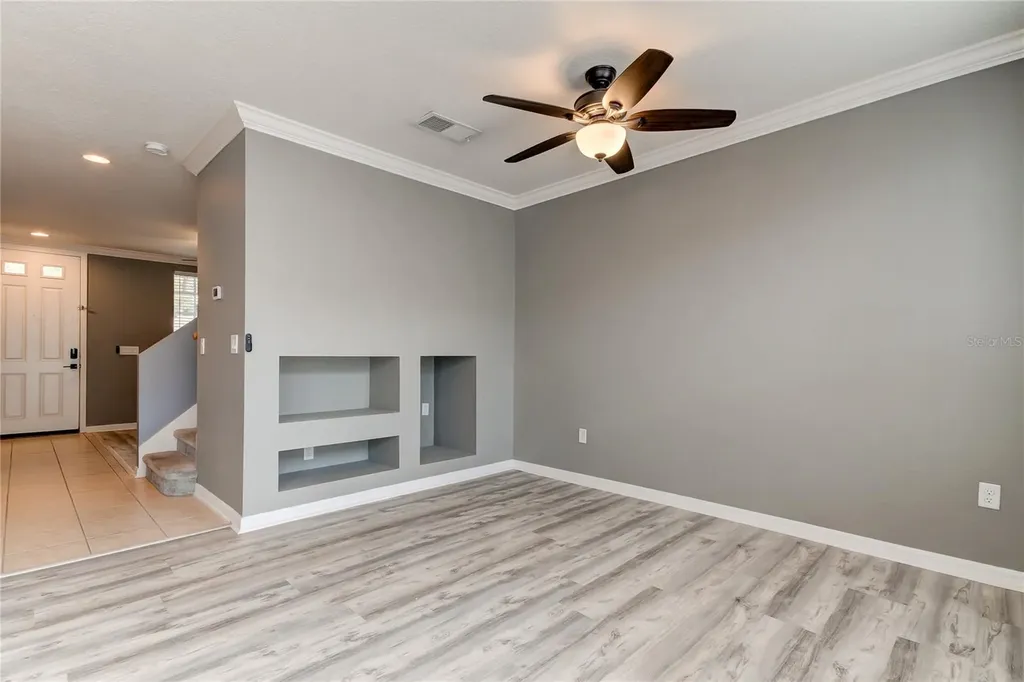 10003 Bradwell Place Tampa FL 33626