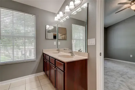 10003 Bradwell Place Tampa FL 33626