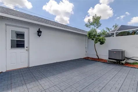 10003 Bradwell Place Tampa FL 33626