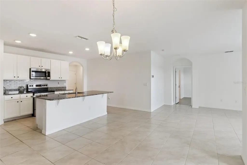 2487 White Lilly Drive Kissimmee FL 34747