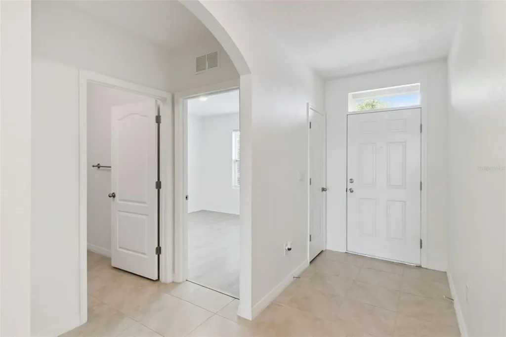 2487 White Lilly Drive Kissimmee FL 34747