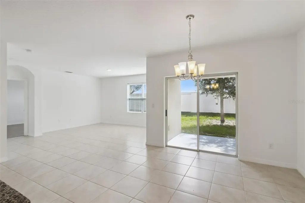2487 White Lilly Drive Kissimmee FL 34747
