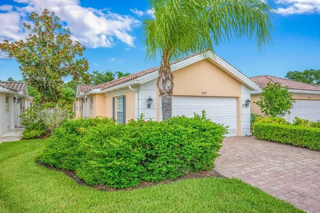 7617 Camminare Drive Sarasota FL 34238