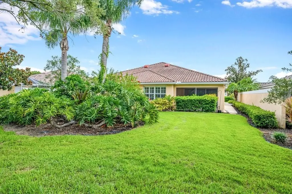 7617 Camminare Drive Sarasota FL 34238