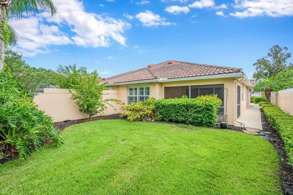 7617 Camminare Drive Sarasota FL 34238