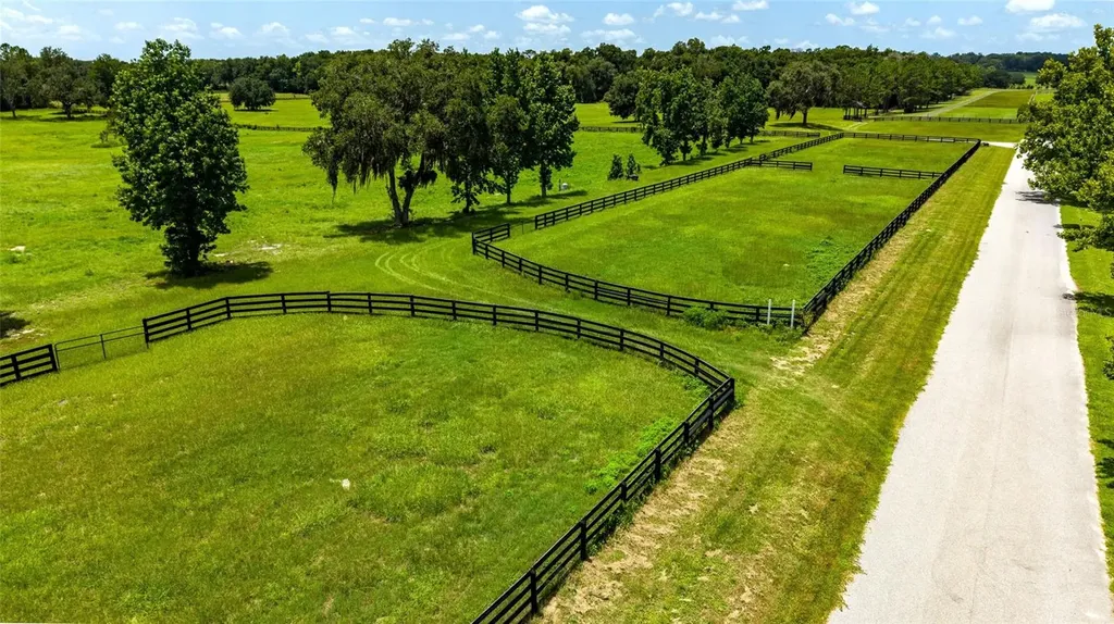 SE 159th Lane Summerfield FL 34491