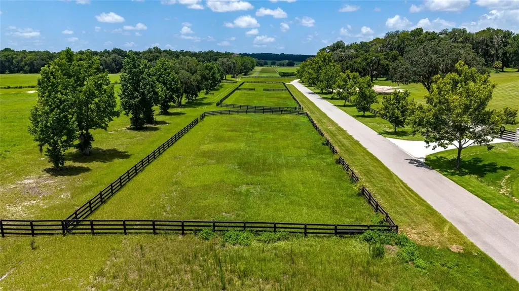 SE 159th Lane Summerfield FL 34491