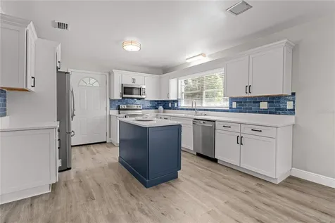 121 NW 29th Street Gainesville FL 32607