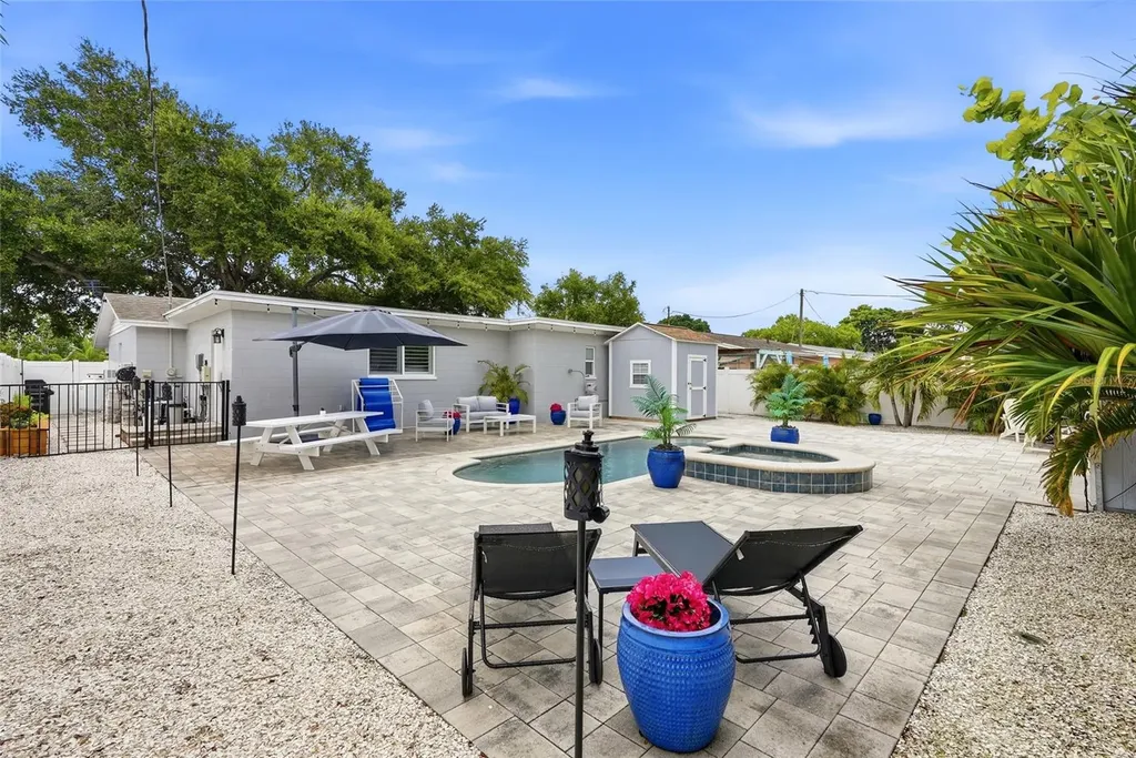 5580 Tangelo Road Seminole FL 33772