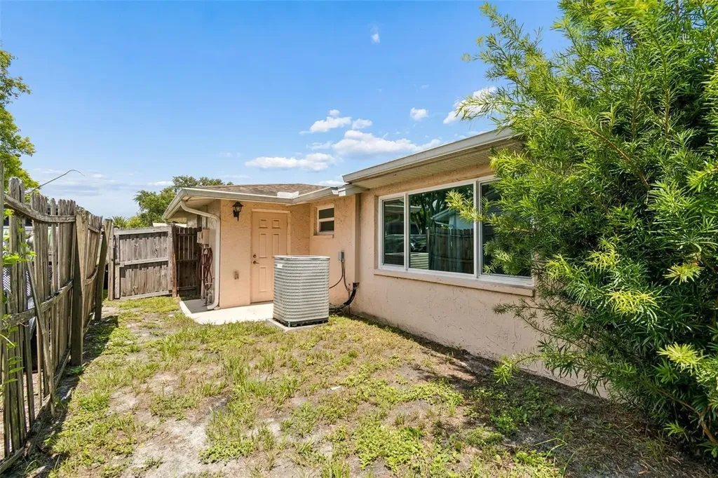 8832 Goshen Lane Port Richey FL 34668