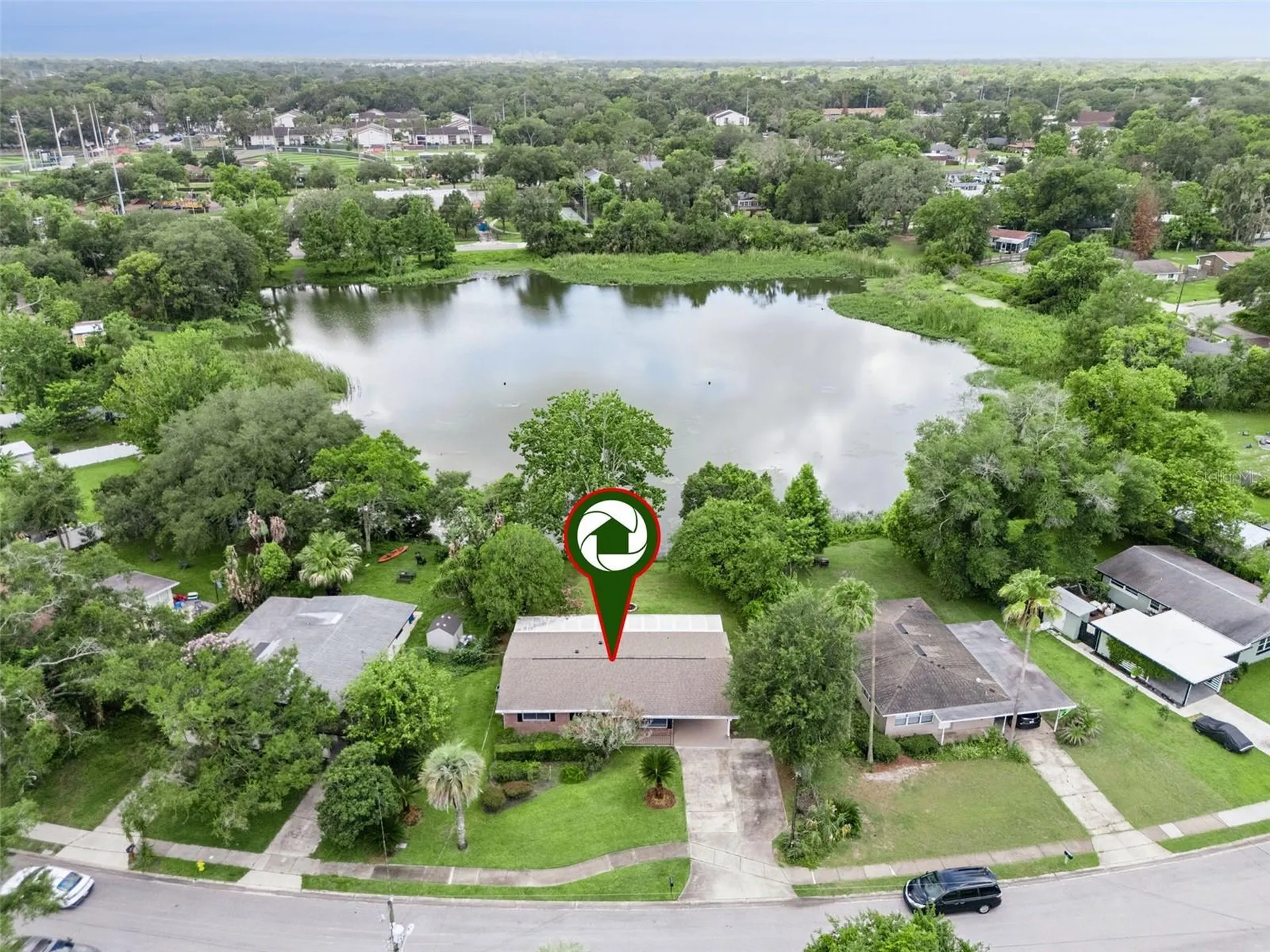 812 Agnes Drive Altamonte Springs FL 32701