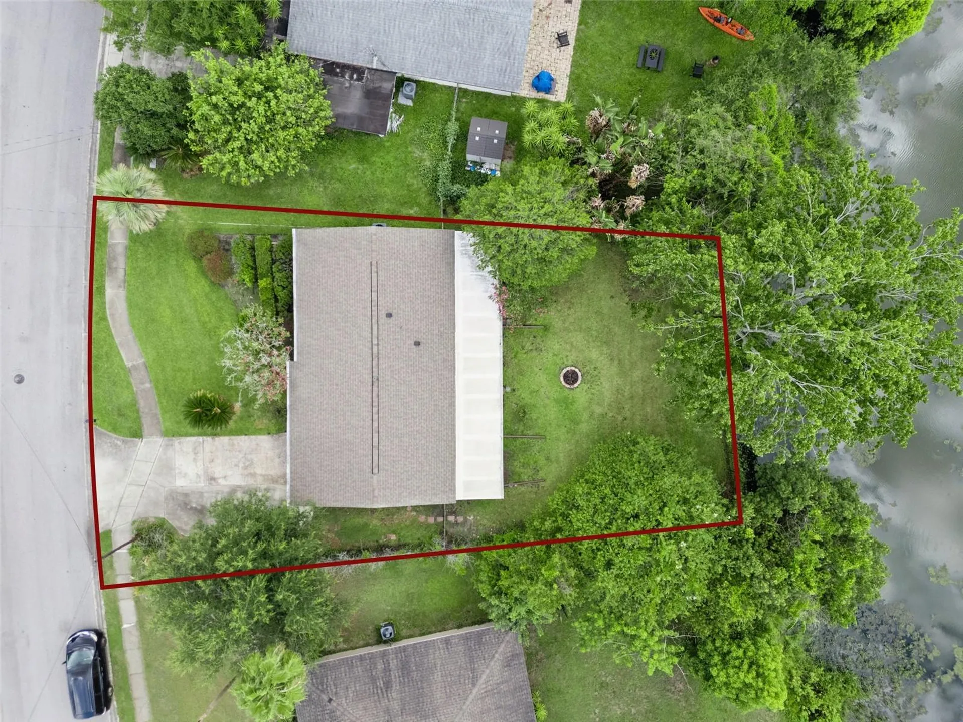 812 Agnes Drive Altamonte Springs FL 32701