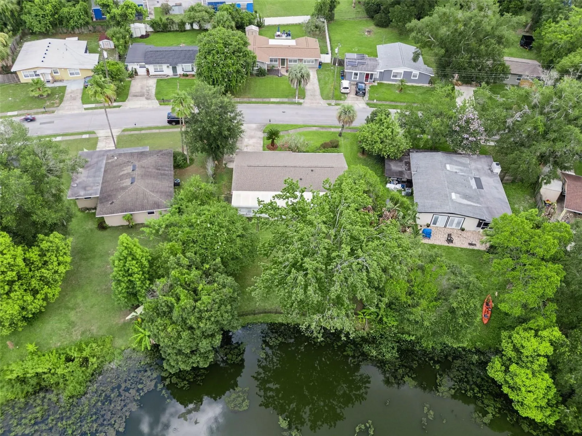 812 Agnes Drive Altamonte Springs FL 32701