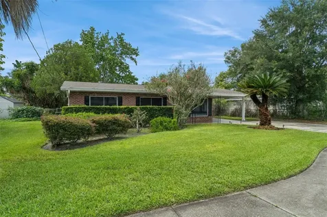 812 Agnes Drive Altamonte Springs FL 32701