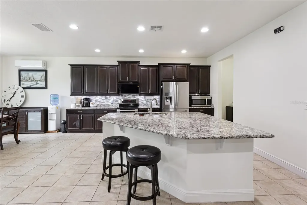 3254 Landing View Tavares FL 32778