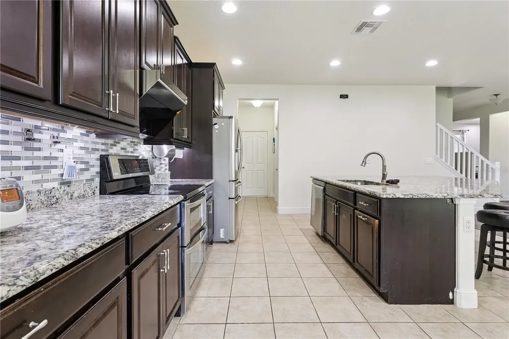 3254 Landing View Tavares FL 32778