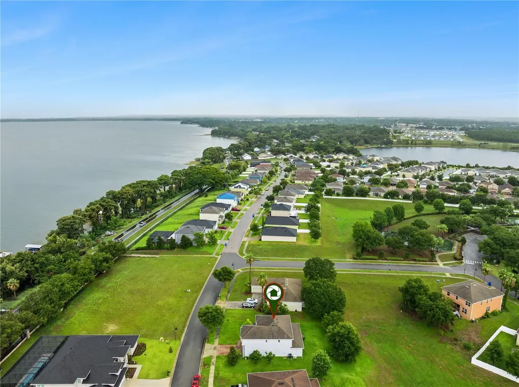 3254 Landing View Tavares FL 32778