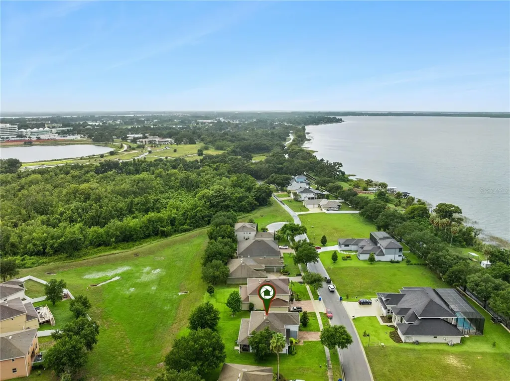 3254 Landing View Tavares FL 32778