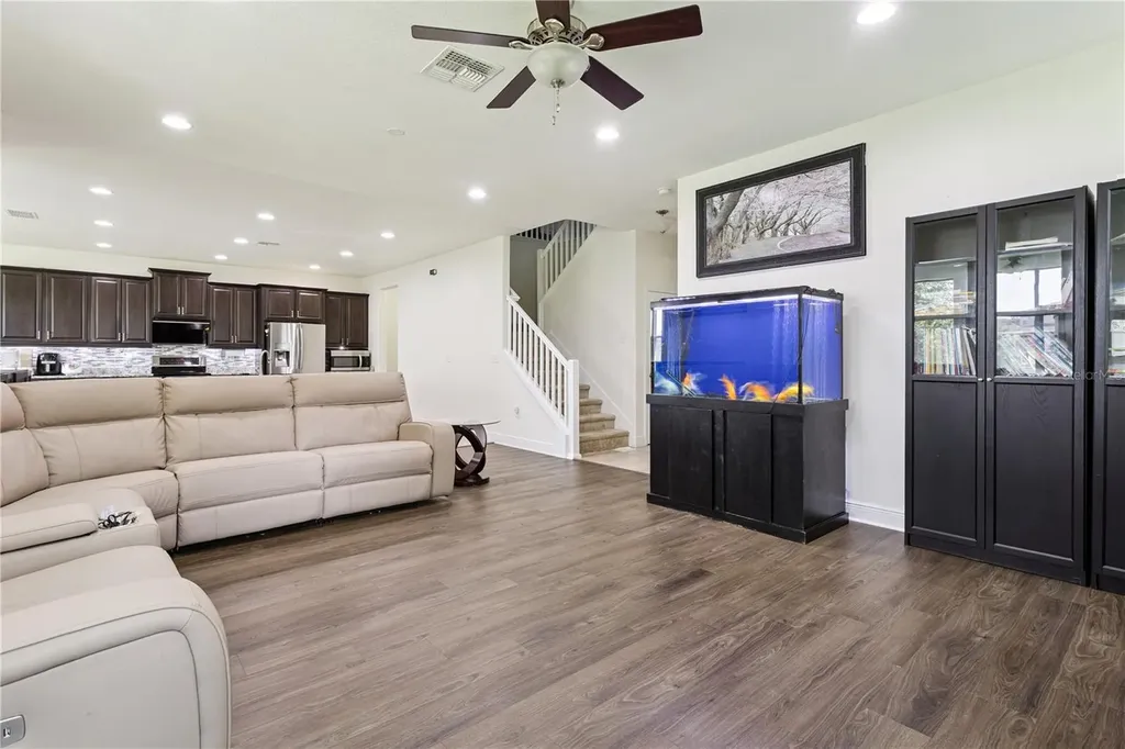 3254 Landing View Tavares FL 32778